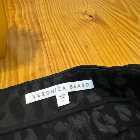 Veronica Beard Women's High Rise Cropped Ankle Pants Size 6 Leopard Print Black - Picture 3 of 10